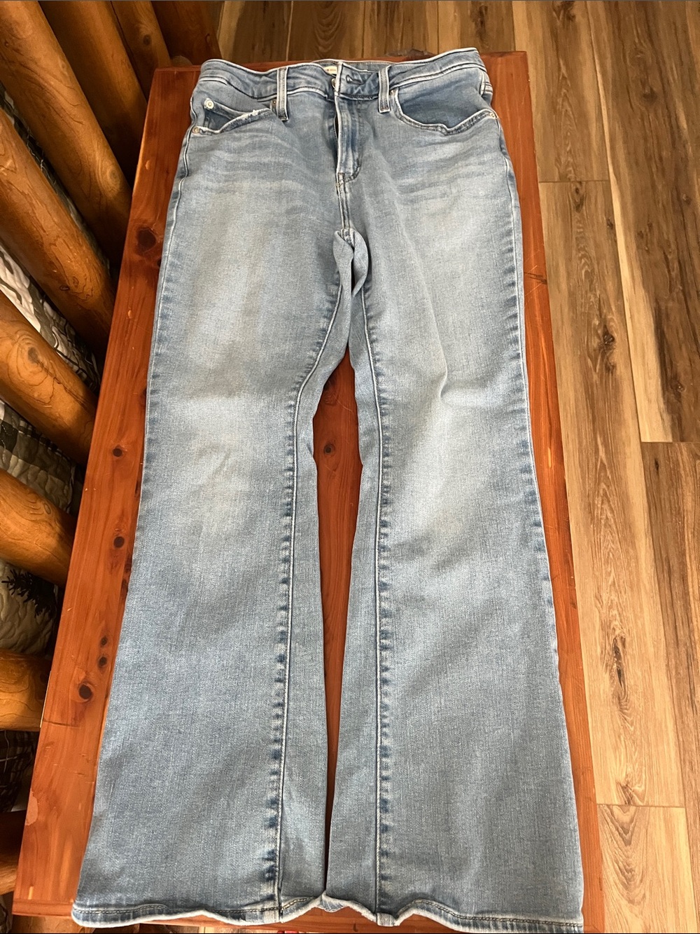 Levi's Women's Bootcut Jeans - Light Blue Wash